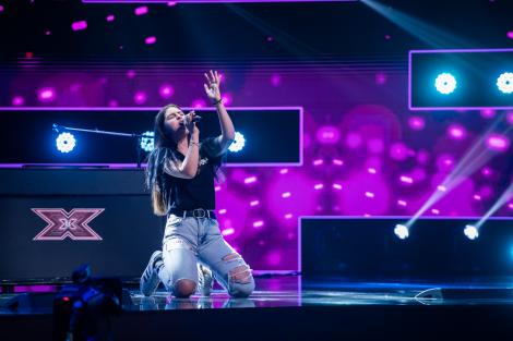 Lavinia Jitaru, concurenta de doar 16 ani care a cucerit juriul "X Factor" cu o melodie interpretată la pian