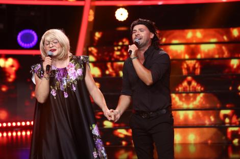 Liviu Vârciu și Andrei Ștefănescu se transformă în Mirabela Dauer & Pepe - Fotoliul din odaie