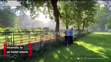 Hotelul Triumf, de pe bulevardul Kiseleff din Bucureşti, a luat foc