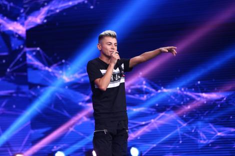 Mihai Caragea l-a făcut pe Bendeac să exclame: "Ești senzațional! În stand-up-ul românesc nu există așa ceva la ora asta!"