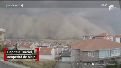 Scene apocaliptice în capitala Turciei. o furtună de nisip a înghiţit Ankara