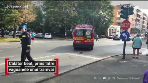 Călător beat, prins între vagoanele unui tramvai din Arad