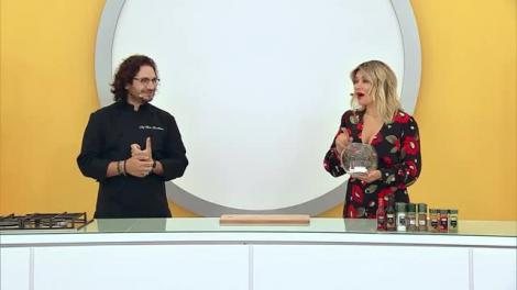 Gina Pistol a anunțat cea mai „periculoasă” amuletă din sezonul 5 „Chefi la cuțite”: „Ce gătim de 25 de lei?!”