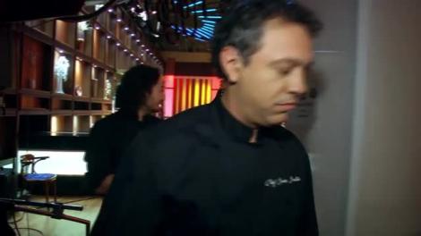 Scărlătescu și Bontea s-au luat la ceartă, după amuletă: „Acu` fără supărare, plimbă-te cu trotineta”