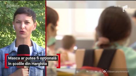 Masca de protecție ar putea fi opțională în școlile din Harghita