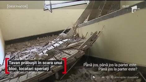 Tavan prăbușit în scara unui bloc din Târgu Mureș, locatari speriați