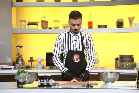 David Balamiță muncește de la 12 ani în bucătărie! La 17 ani vrea să câștige „Chefi la cuțite”