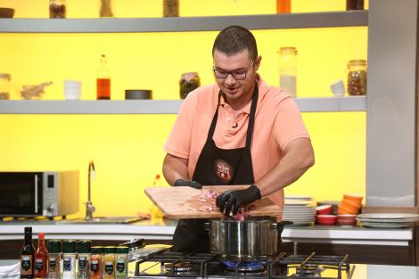 Liniște în sală! Avocatul Alexandru Gavrilă, pledoarie la Chefi la cuțite: Vreau trei cuțitele!