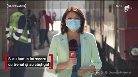 S-au luat la întrecere cu trenul și au câștigat. Au ajuns și pe Vârful Moldoveanu!