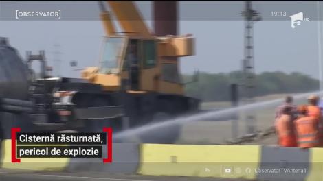 Cisternă răsturnată, pericol de explozie lângă Buzău