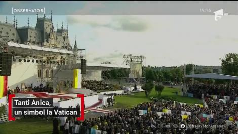 O bunică din Bacău, imagine-simbol la Vatican