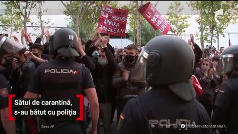 Libertate apărată cu pumnul. La Madrid, mii de oameni, furioşi că trebuie să stea din nou în carantina, s-au luat la bătaie cu poliţia