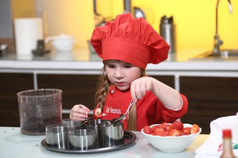 La doar patru ani obține cuțitul de aur de la Sorin Bontea! Micuța Anastasia vrea marele premiu: Cătălin, dă-mi câțiva bani!