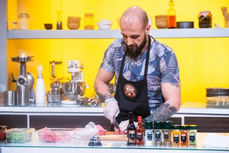 Adrian Anghel, din pușcărie în bucătăria Chef la Cuțite: Prietenii mei au dat vina pe mine