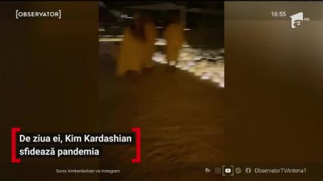 De ziua ei, Kim Kardashian sfidează pandemia