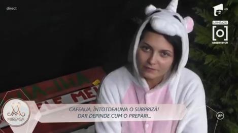 Cătălina, unicornul de la miezul nopții, de vorbă cu camerele de luat vederi: Mi se pare foarte distractiv ce fac acum