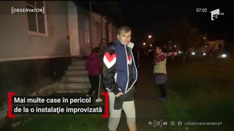 Mai multe case în pericol din cauza unei instalații improvizate