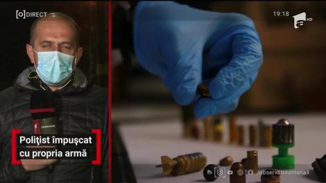 Doi poliţişti au ajuns la spital după ce au fost împuşcaţi cu arma unuia dintre ei