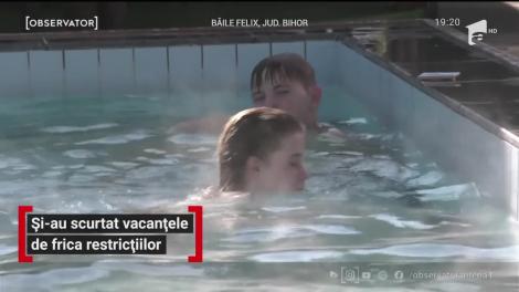 A doua carantină îi sperie atât de tare pe turişti încât unii renunţă la ultimele zile de vacanţă şi se întorc acasă