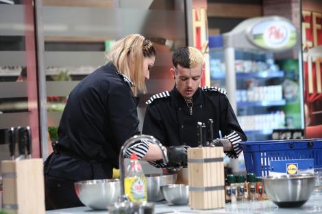 Reproşuri în echipa lui chef Sorin Bontea! Zani: "Îmi vine s-o înjur"!