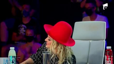 iUmor 29 noiembrie 2020. Dan Badea, super moment de stand up. A povestit cum a fost pentru el un turneu în Afganistan