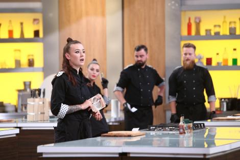 Chefi la cuțite 2 decembrie 2020. Roxana Blenche și-a folosit amuleta! Pe cine a „lovit”