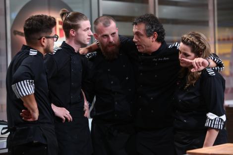 Chefi la cuțite 2 decembrie 2020. Cătălin Scărlătescu, decizie neașteptată înainte de duel! „Voi juca la derută”