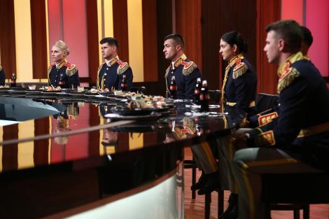 Chefi la cuțite 2 decembrie 2020. Degustare cu critici și replici acide între Florin Dumitrescu și Cătălin Scărlătescu