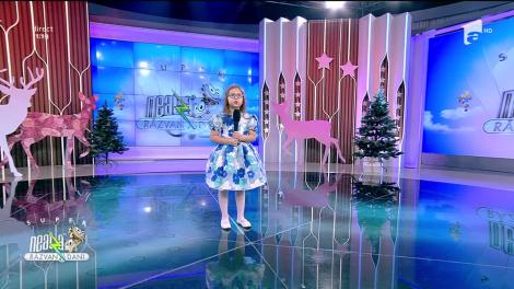 Maya, fiica lui Connect-R, cântă melodia Moș Crăciun
