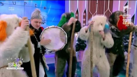 Ansamblul Folcloric "Codrii Neamțului" - Jocul Urșilor