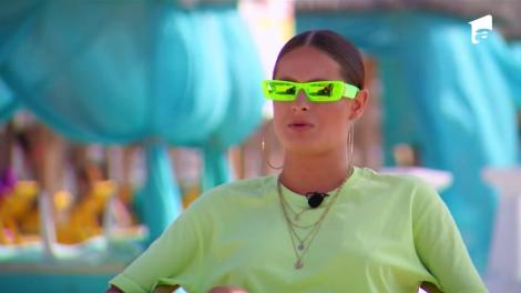 Raluka și Ana Baniciu, luate la țintă cu praștia de Nea Mărin: Dă la față, e nebun la cap!