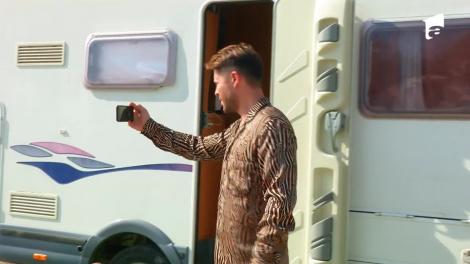 Jorge ia bătaie, în pijamale de mătase, de la Nea Mărin: Adu-mi și mie o pereche!