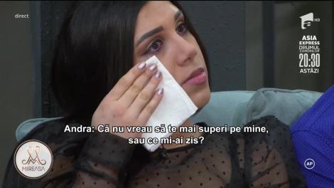 Andra a izbucnit în plâns. Care a fost motivul