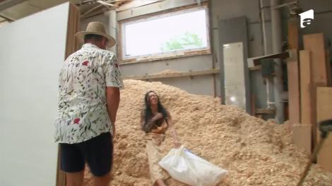 Ruby, udată și aruncată în rumeguș de Nea Marin, la Poftiți la circ!