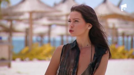 Poftiți la circ 2020, ediția 13. Cum arată Iuliana Luciu în costum de baie, acoperită în întregime de nămol