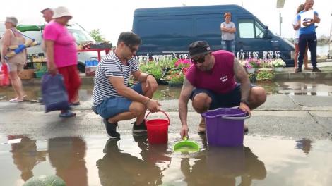 Gabriela de la Cheeky Girls și CRBL au trebuit să ”repare” ce ploaia a stricat