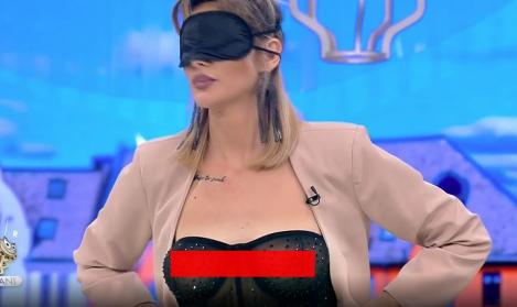 Ramona Olaru, ipostază fierbinte într-o bustieră transparentă. A făcut show!
