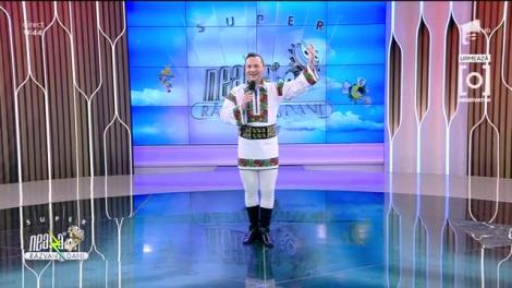 Marius Zgâianu cântă piesa Veselie să strigați, la Neatza cu Răzvan și Dani
