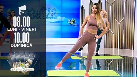Antrenament pentru coapse și fesieri cu ajutorul benzii de rezistență. Fitness cu Diana Stejereanu
