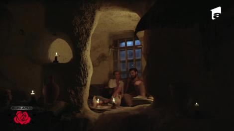 Andi, cină romantică alături de Alexandra într-un restaurant atipic