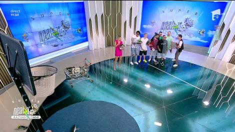 Super provocare la Neatza! Alex Velea și băieții de la Golden Gang aruncă cu adidași la coșul de baschet