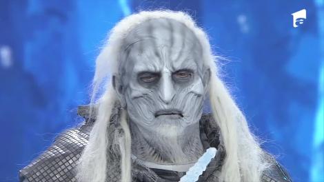 Revelionul Starurilor 2022, 31 decembrie 2021. Demascarea. Cine s-a ascuns în spatele măștii ”Spiritul Nopții”