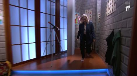 Ești mai deștept decât un copil de clasa a V-a? | Sezonul 1, 13 decembrie 2023. Laura a atins pragul de 3.500 de lei și vrea să își mai încerce norocul!