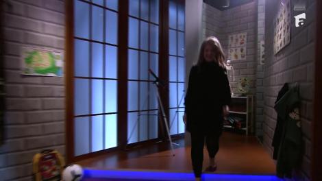 Ești mai deștept decât un copil de clasa a V-a? | Sezonul 2, 5 martie 2024. Ce culoare are pielea urșilor polari? Ce a răspuns Corina