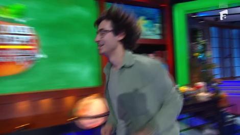 Ești mai deștept decât un copil de clasa a V-a? | Sezonul 2, 28 martie 2024. Cosmin a câștigat 10.000 de lei!