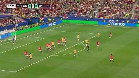 Emam Ashour a deschis scorul cu o lovitură de cap (min. 13)| Australia - Egipt