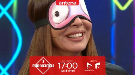 Furnicuțele 2026. Sore, provocată să ghicească obiectele dintr-un acvariu, legată la ochi!