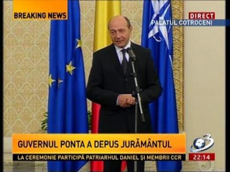 Băsescu, noului guvern: Aveţi premise să tractaţi România către creştere economică