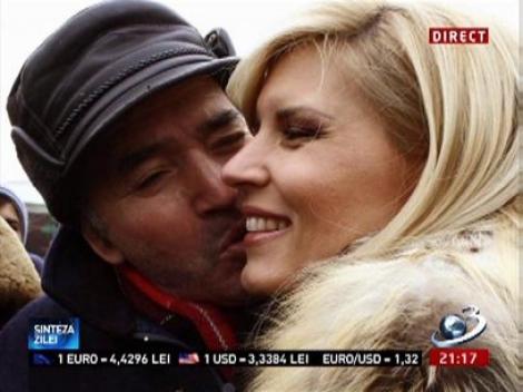 Fotografii "şocante", la "Sinteza zilei". Elena Udrea, în ipostaze inedite