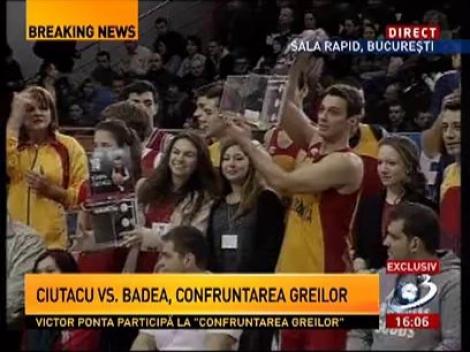 Gabriel Szabo  la meciul de basket organizat de Mircea Badea şi Victor Ciutacu